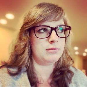 Meet your Posher, Aundria